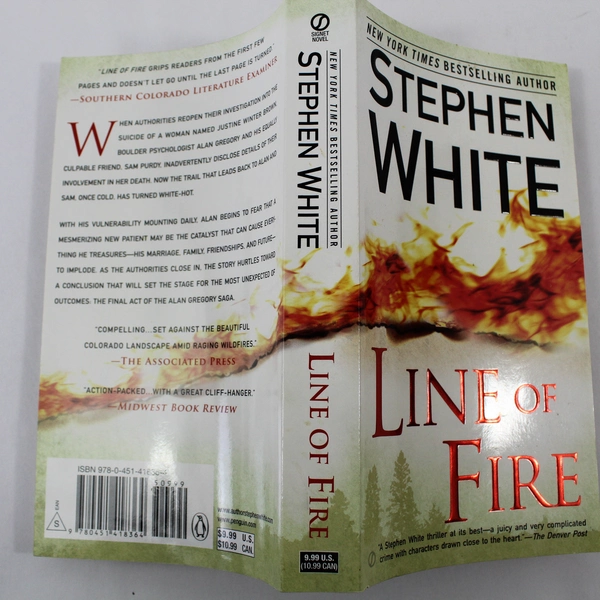 Line of Fire by Stephen White 2013 Penguin Paperback Good Condition