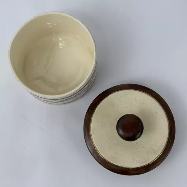 Vintage Ceramic Trinket Box with Lid Snowy Landscape Print 4.5" Diameter