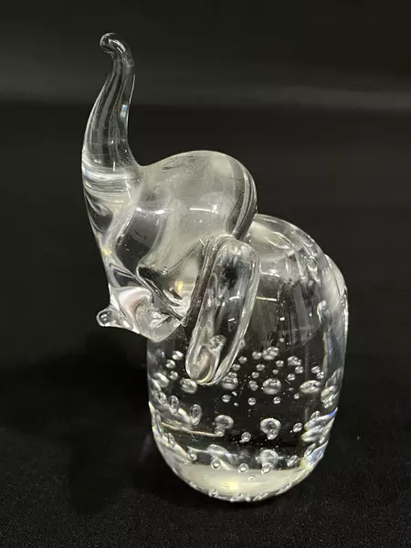 Hand Blown Elephant Paperweight with Bubbles, 4" Tall, Taiwan - Pre-owned