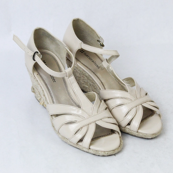 Beige Naturalizer N5 Comfort Resort N High Heels 7M - Good Condition, Boxed