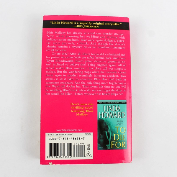 Drop Dead Gorgeous: A Novel by Linda Howard Paperback 2006