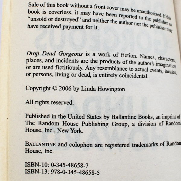 Drop Dead Gorgeous: A Novel by Linda Howard Paperback 2006