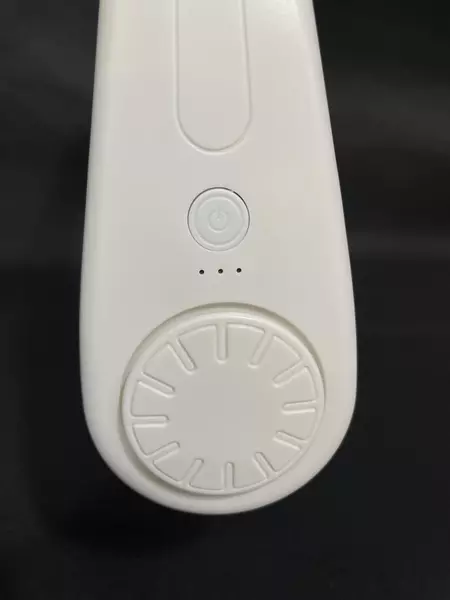 Cozyzone Leafless Neck Fan 3-Speed USB Charger Good Condition Portable Fan