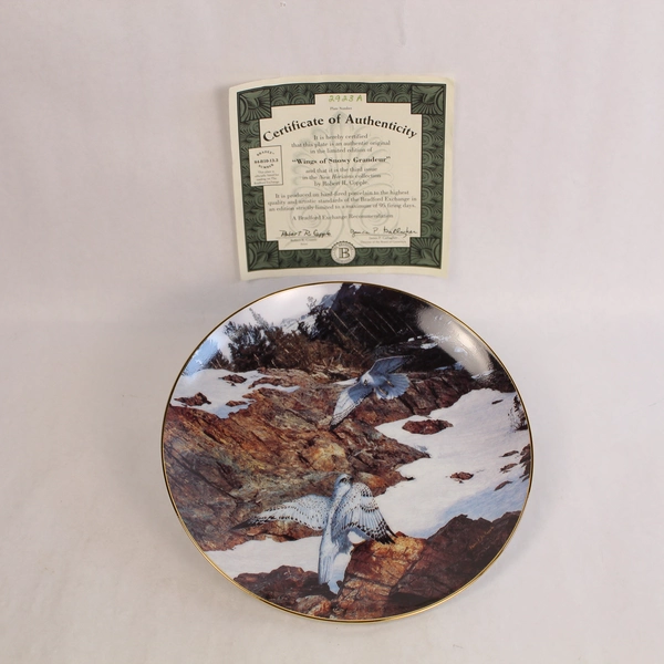 Wings of Snowy Grandeur Plate by Robert R. Copple COA - Very Good Condition