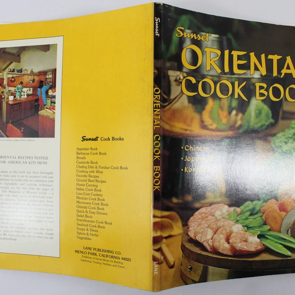 Vintage 1976 Sunset Oriental Cookbook - Asian Cuisine - Pre-Owned Condition
