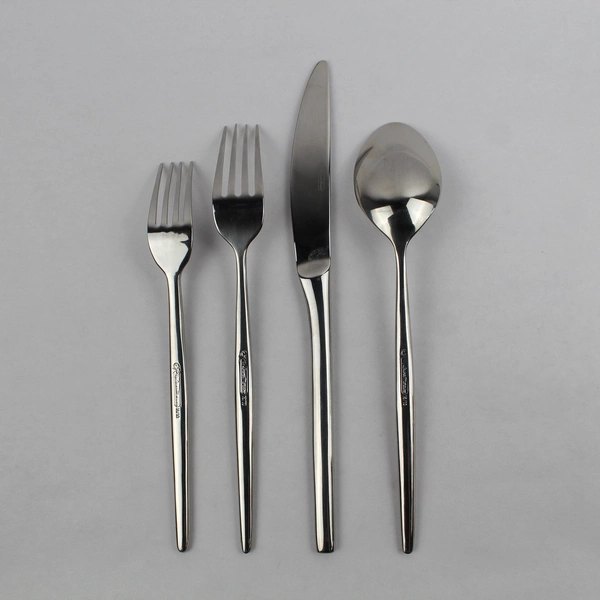 Set of 4 SR by Laura Moraine Showroom, 18/10 Stainless Steel Flatware