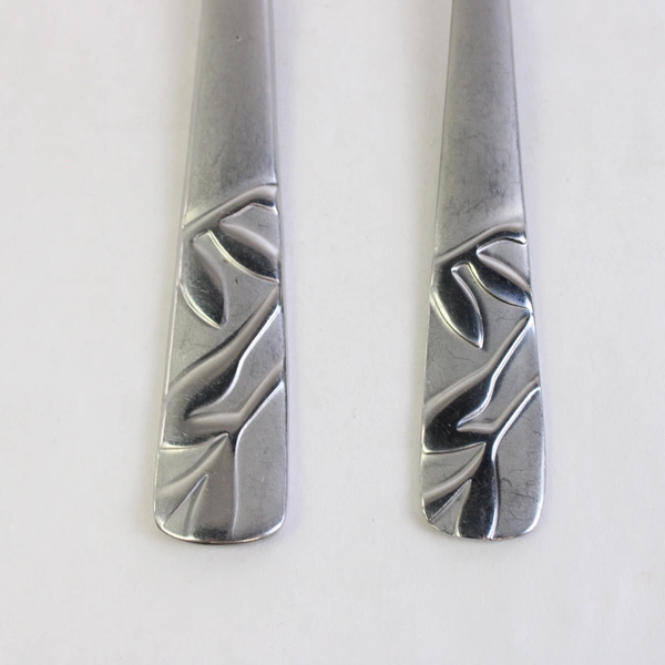 Lot of 4 Cambridge Flatware Zinnia Sand (Stainless) 3 Soup Spoons & 1 Teaspoon