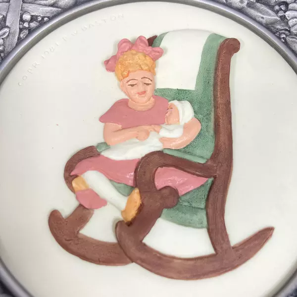 1981 Sebastian Miniatures Collector Plate Little Mother 2224