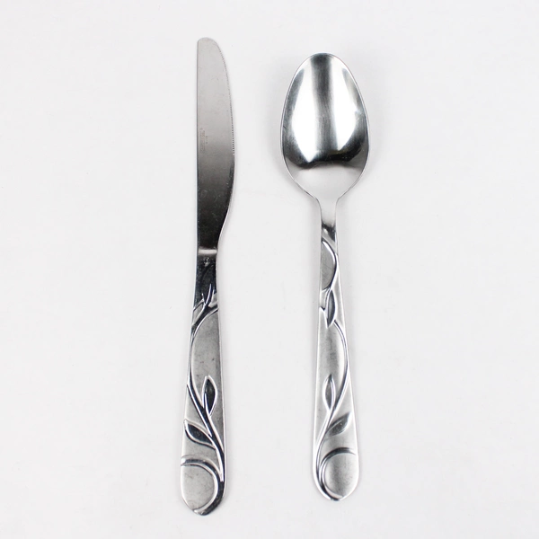 Lot of Cambridge Flatware Zehira Frost (Stainless) Soup Spoon & Knife