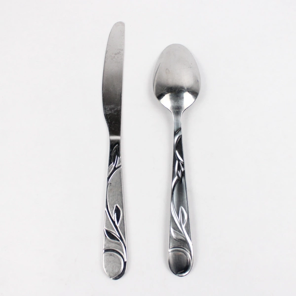 Lot of Cambridge Flatware Zehira Frost (Stainless) Soup Spoon & Knife