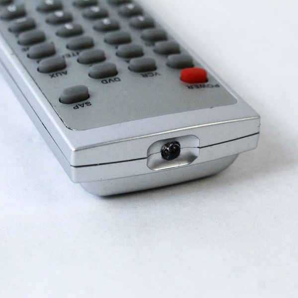 Youmot SR-7627 Remote Control - Lightweight, Pre-Owned, As Is