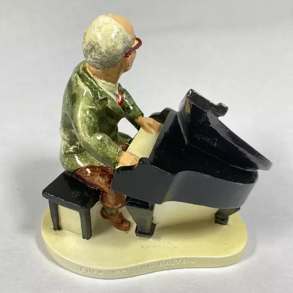 Sebastian Miniatures The Piano Player The Old Pro Figurine 6509