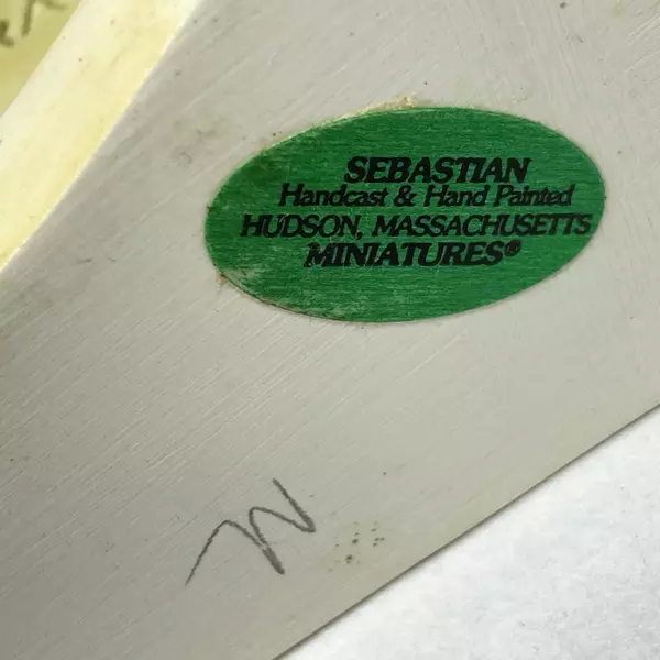 Sebastian Miniatures Collectors Society Plaque #6998 Original Box