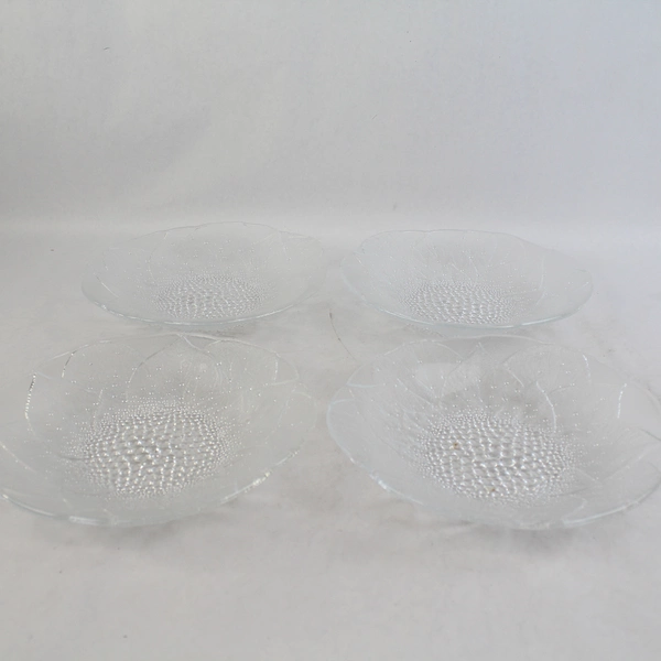Set Of 4 Embossed And Frosted Sunflower Salad Bowls 8.5 Inch