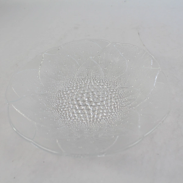 Set Of 4 Embossed And Frosted Sunflower Salad Bowls 8.5 Inch