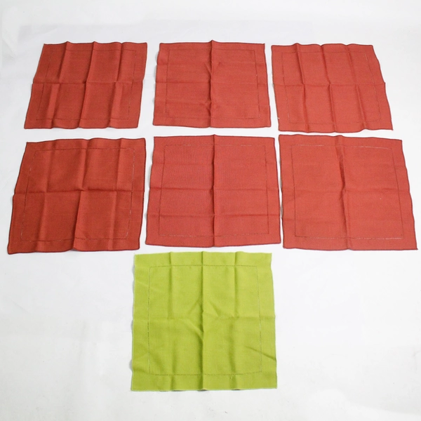 Lot of 7 Unbranded Orange and Green Cloth Napkins