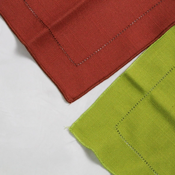 Lot of 7 Unbranded Orange and Green Cloth Napkins