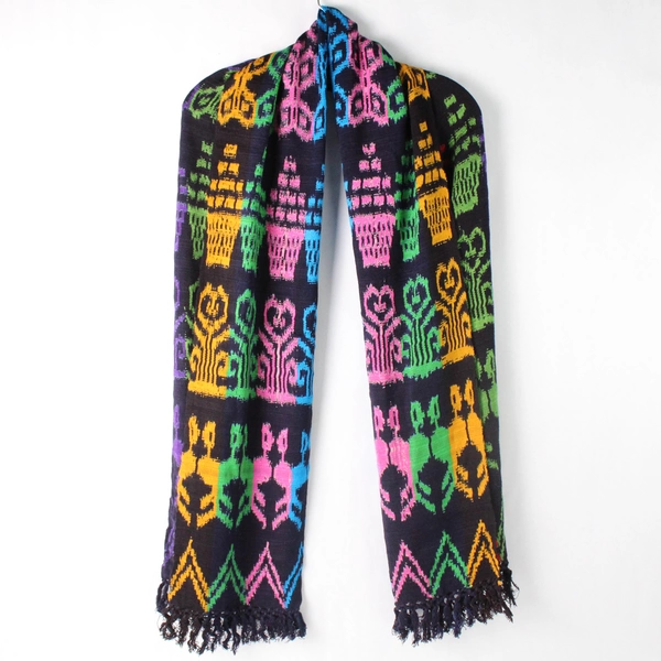 Vibrant Multicolor Design Knit Scarf With Fringe Fashion Accessory