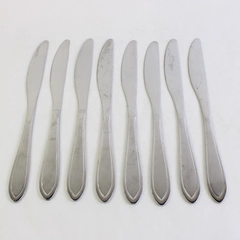 Lot of 8 Cambridge Flatware Yardena (Stainless) Modern Solid Knives