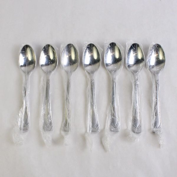 Lot of 7 Cambridge Dana Frost Frost Teaspoons, 6 7/8" Stainless Steel Flatware