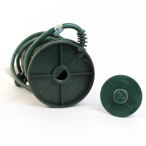 Woods Seasons Bright Outdoor 3-Outlet Yard Stake 