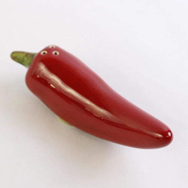 Set Of 2 Unbranded Ceramic Red Chili Pepper Salt & Pepper Shakers