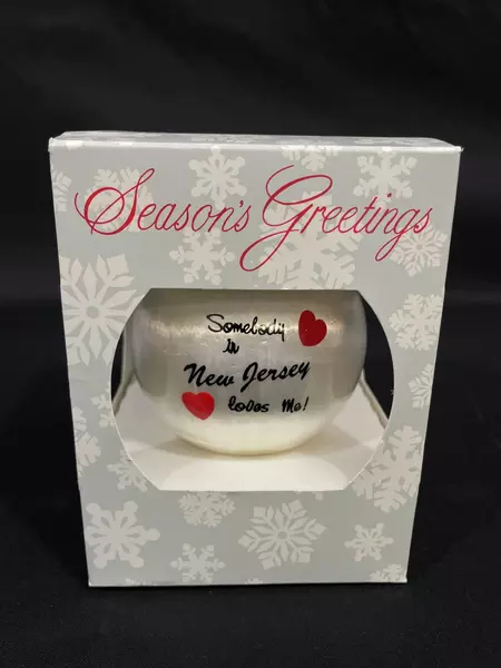 1987 Signatures of Christmas Ornament "New Jersey Loves Me!" 3" Satin Ball