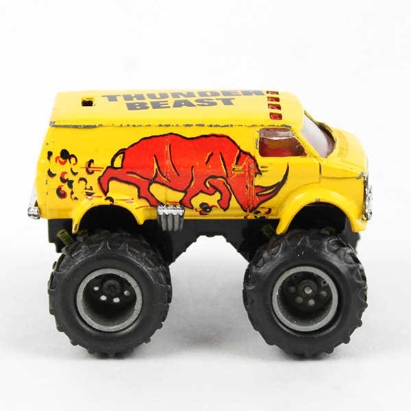 1986 Zee Toys P5004 California Van Thunder Beast Diecast Toy Hong Kong