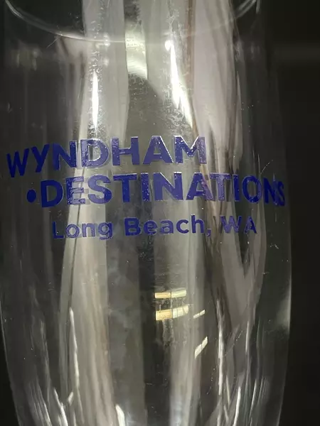 Wyndham Destinations Crystal Blue Stem Champagne Flute 7.75" Long Beach WA
