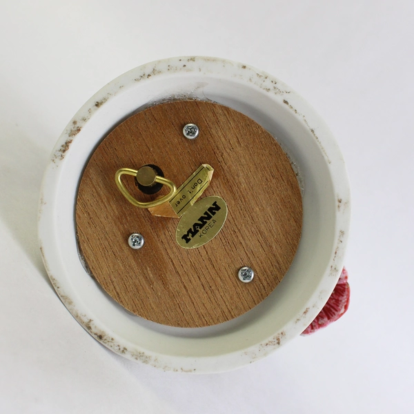 Milano Music Box Porcelain Musical Figurine By Eda Mann Red Cardinal Korea