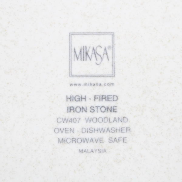 Lot Of 2 Mikasa Woodland Dinner Plate 11.25" Diameter Leaves On Beige