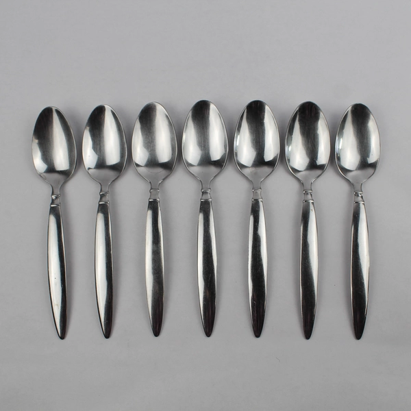 Lot of 7 Farberware Diner Place Oval Spoons, 7 3/8" Stainless Steel Flatware 