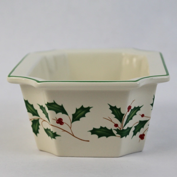 Lenox American by Design Small Holiday Holly Pattern Love Dish With Box