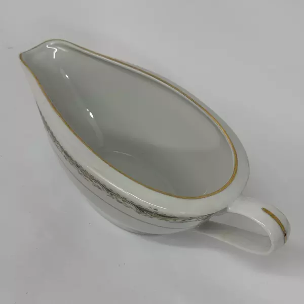 Vintage Signature Collection Fine China Queen Anne Gravy Boat