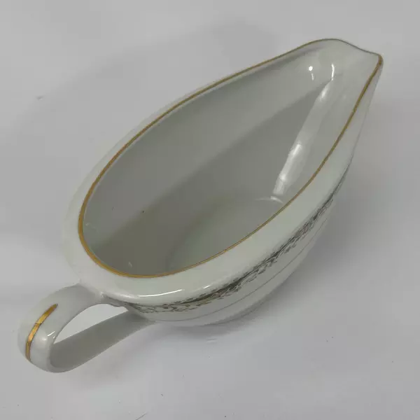 Vintage Signature Collection Fine China Queen Anne Gravy Boat