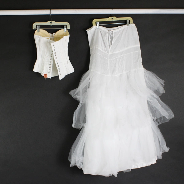 2 Piece White Girdle Crop Top Sleeveless With Long Skirt Outfit Women's Size XS