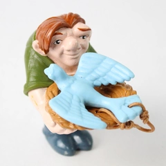 1997 Disney The Hunchback Of Notre Dame Quasimodo With Bird And Nest PVC Toy