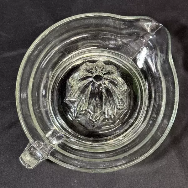 Vintage Clear Pressed Glass Manual Citrus Juicer Reamer with Handle & Spout 8"