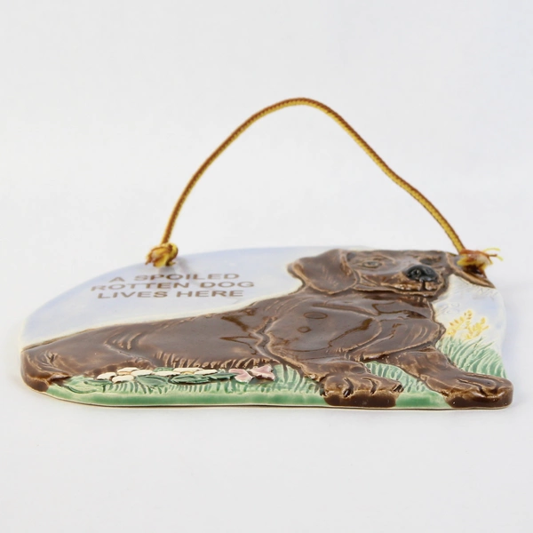 VTG 1994 Smokey Mountain Pottery Dachshund Dog Ceramic Wall Plaque