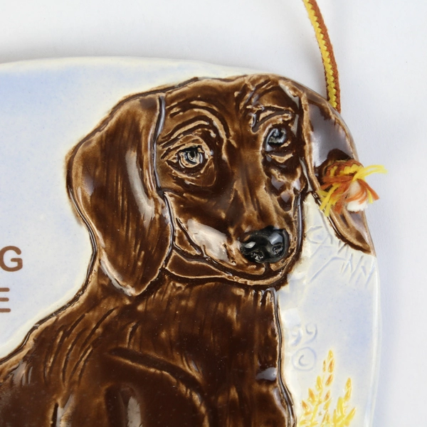 VTG 1994 Smokey Mountain Pottery Dachshund Dog Ceramic Wall Plaque