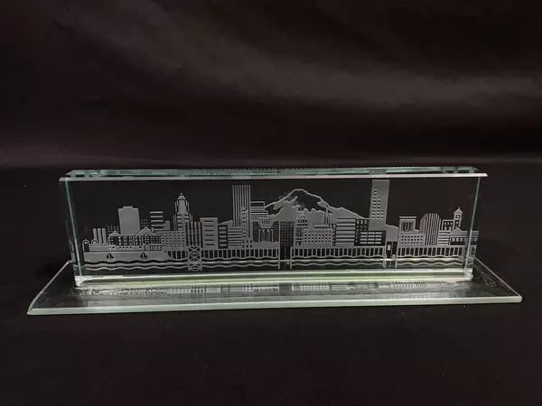 Cityscene Etched Glass Paperweight Portland & Mt. Hood Used Condition