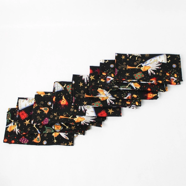 Set of 8 Unbranded Cloth Napkins Angel/Present On Black Background 15" x 15"