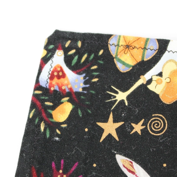 Set of 8 Unbranded Cloth Napkins Angel/Present On Black Background 15" x 15"