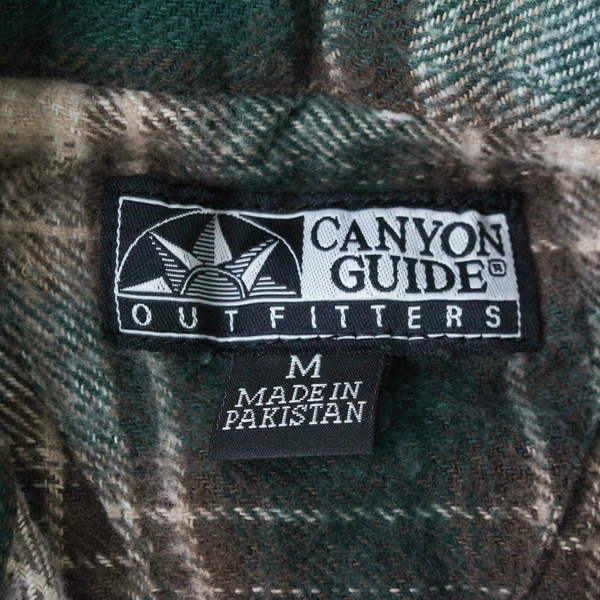 Canyon Guide Outfitters Men's Flannel Shirt Green Brown Size M Casual Style