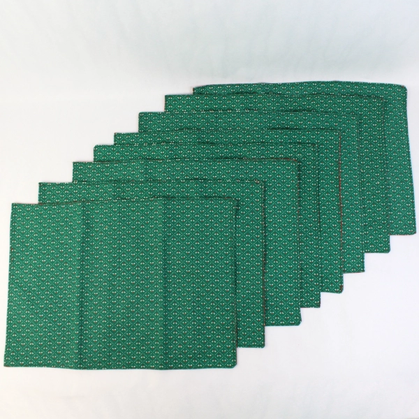 Set of 8 Unbranded Cloth Placemats Holly w/ Stars Red & Green 17" x 12.5"