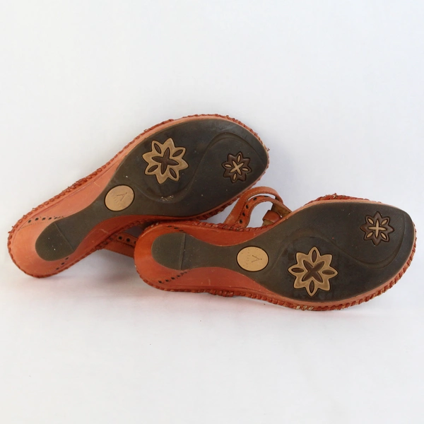 Clarks Artisan Collection Sago Orange Wedge Sandals Women's U.S. Size 7.5M