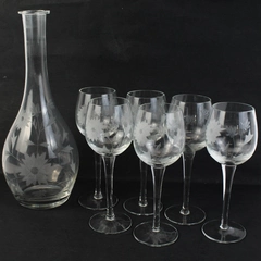 Vintage Etched Floral Decanter With 6 Matching Glasses