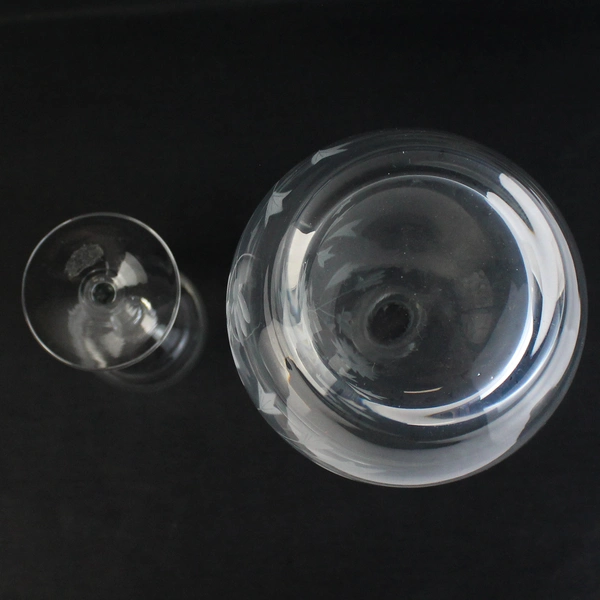 Vintage Etched Floral Decanter With 6 Matching Glasses