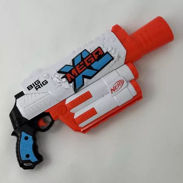 2021 Hasbro Nerf Mega XL Big Rig Soft Dart Gun
