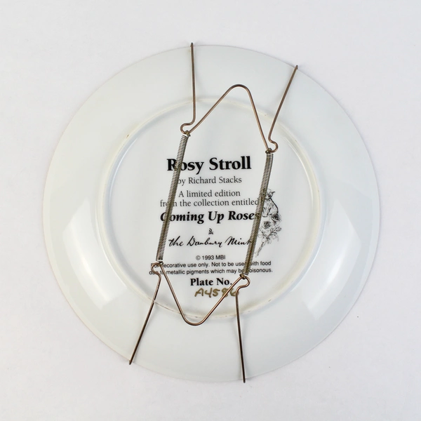 Danbury Mint Coming Up Roses Rosy Stroll Plate By Richard Stacks 1993